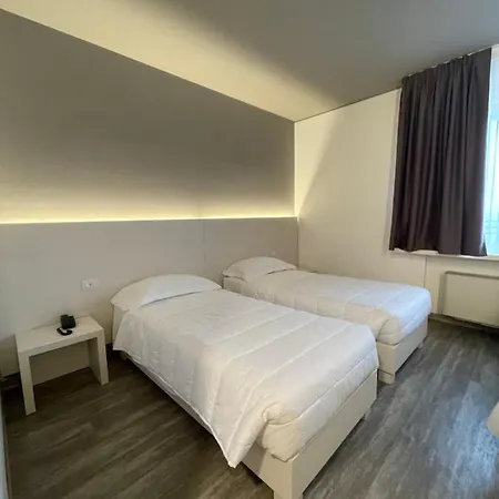 Albatros Ξενοδοχείο 4*