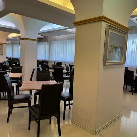 Albatros Hotel 4*