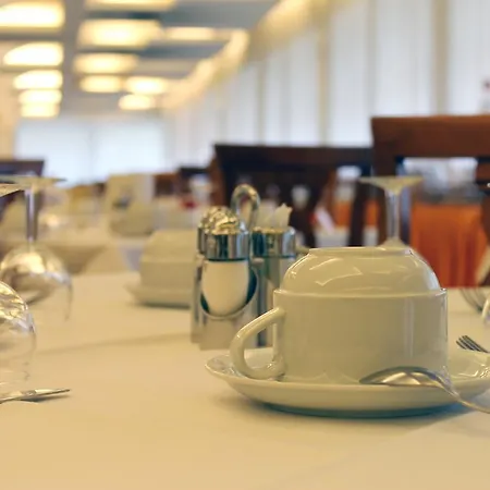 Albatros Hotel