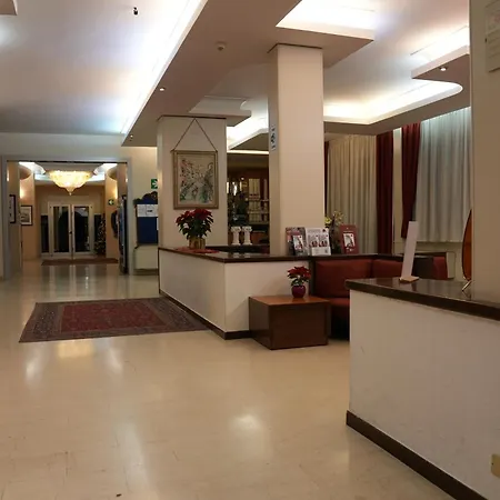 Albatros 4* Местре